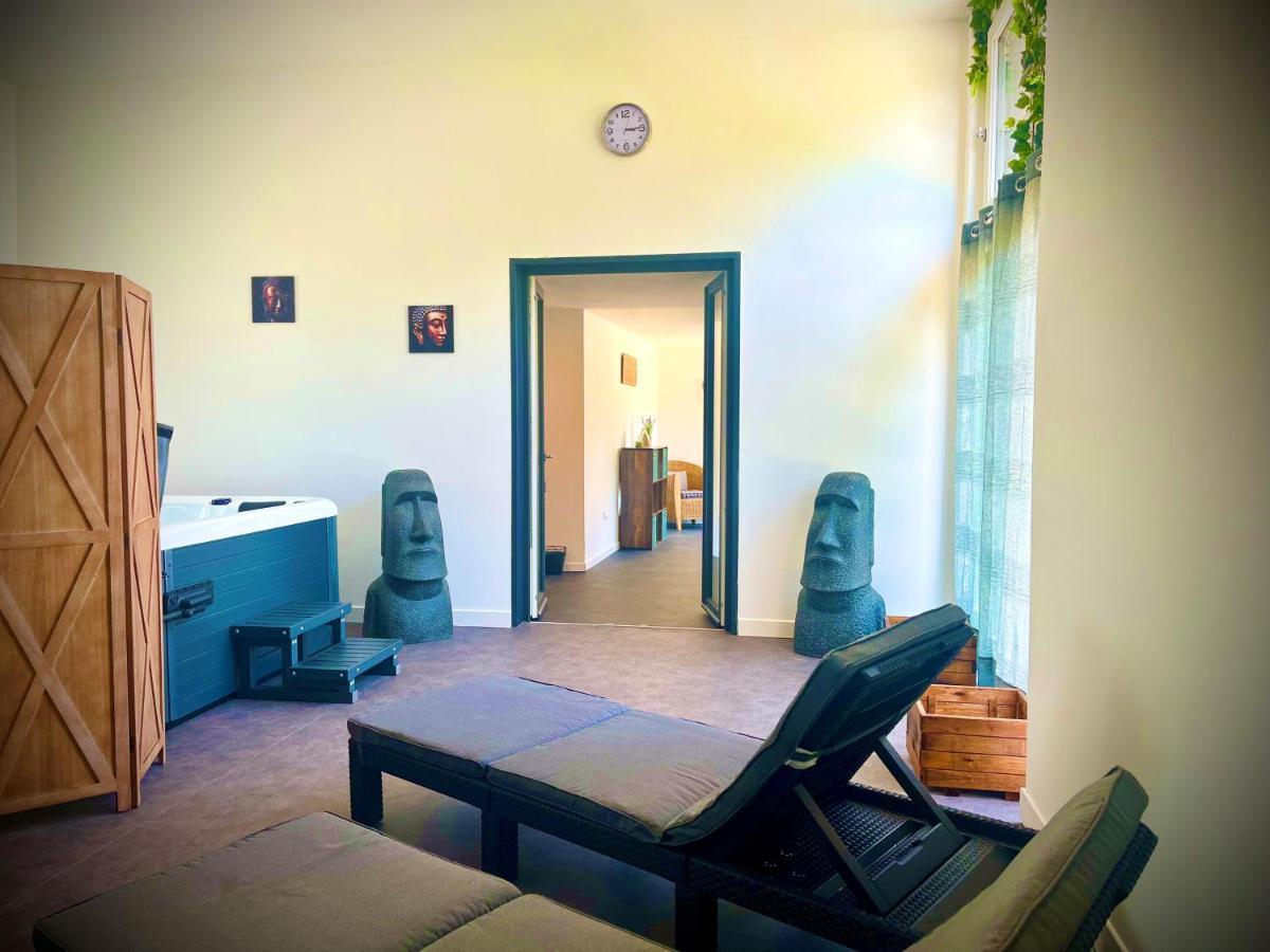 Le Manoir Des Haies Spa Les Champs-Géraux Zewnętrze zdjęcie