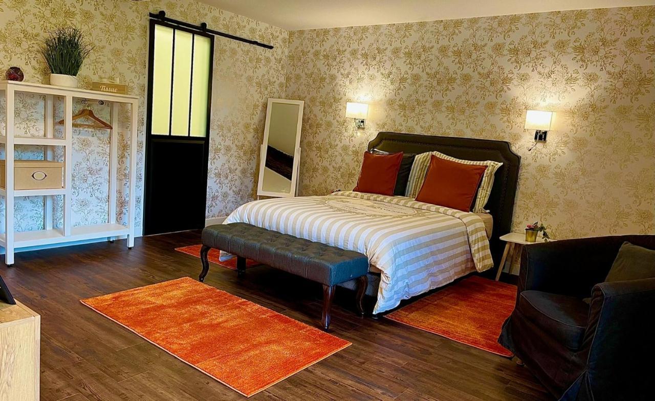 Le Manoir Des Haies Spa Les Champs-Géraux Zewnętrze zdjęcie