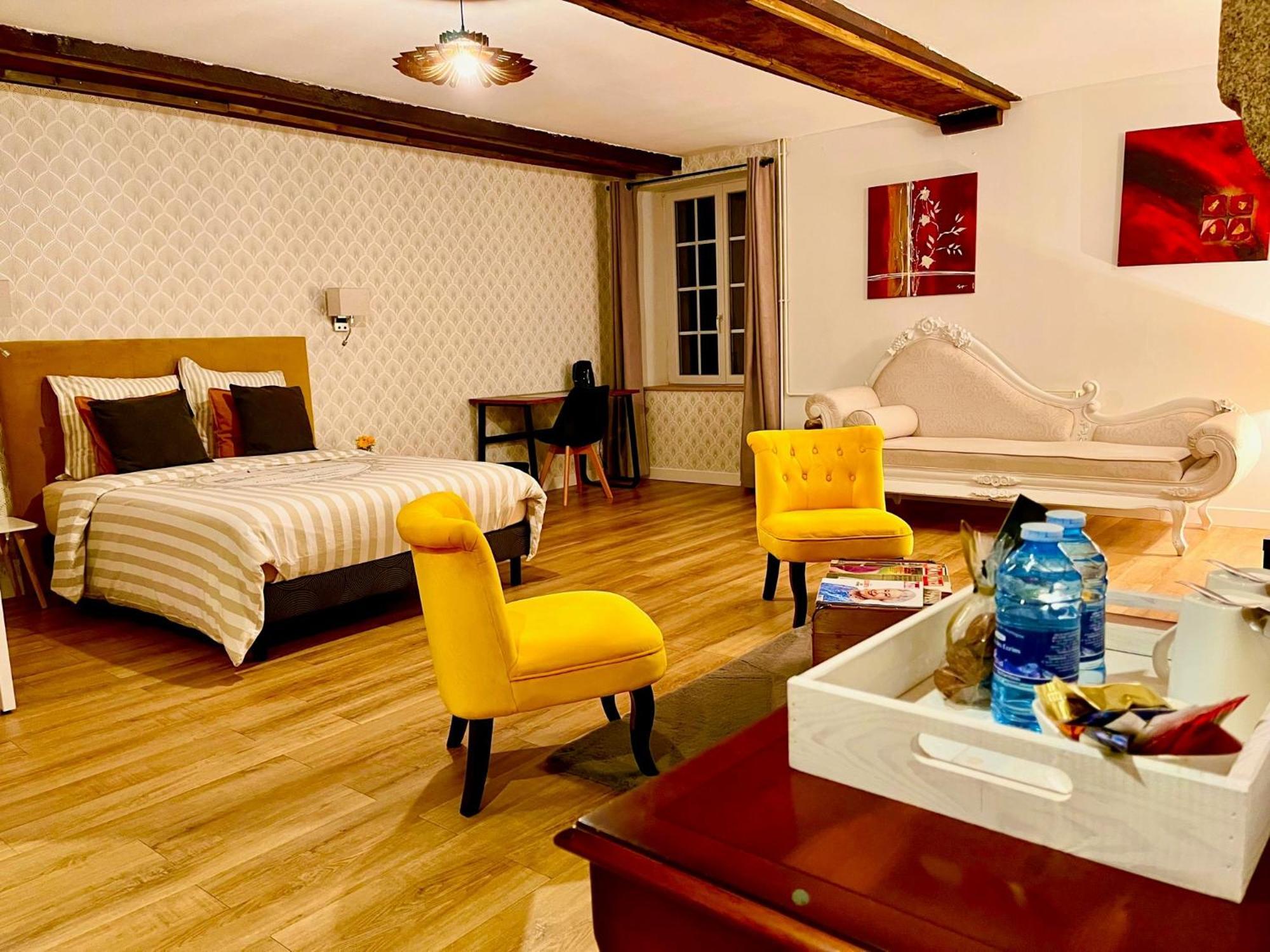 Le Manoir Des Haies Spa Les Champs-Géraux Zewnętrze zdjęcie